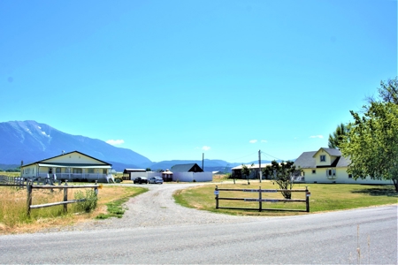 Multi-Use Commercial, Horse, Farming, Residential Property - image 1