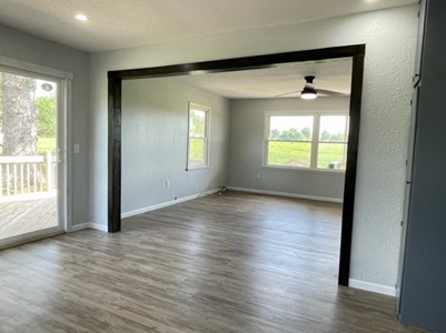 El Dorado Springs Missouri Country Home & Land For Sale - image 19