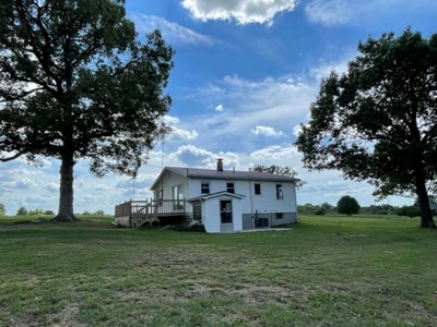 El Dorado Springs Missouri Country Home & Land For Sale - image 26