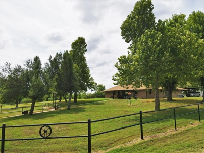 Fantastic Country Home on Acreage- Blanchard & Newcastle - image 12