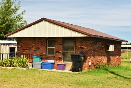 Fantastic Country Home on Acreage- Blanchard & Newcastle - image 21