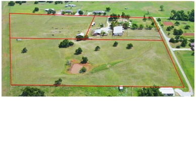 Fantastic Country Home on Acreage- Blanchard & Newcastle - image 5