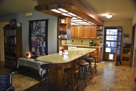 Fantastic Country Home on Acreage- Blanchard & Newcastle - image 32