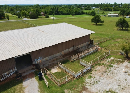 Fantastic Country Home on Acreage- Blanchard & Newcastle - image 13