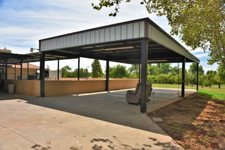 Fantastic Country Home on Acreage- Blanchard & Newcastle - image 15