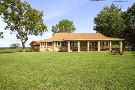 Mo Ranch With Row Crop Acreage, Live Water, Home - image 11