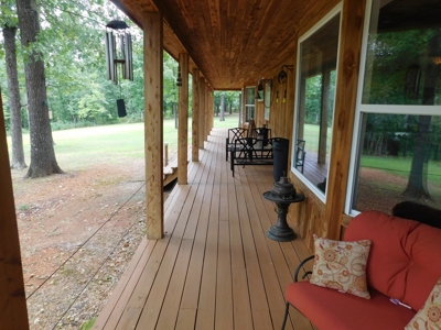 Country Farm House and Guest Home on 61 Acres For Sale - image 43