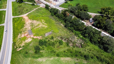 2.9 Acre Lot In Prime Commercial Location In West Plains - image 5