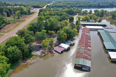 Floating Boat House For Sale! - image 5