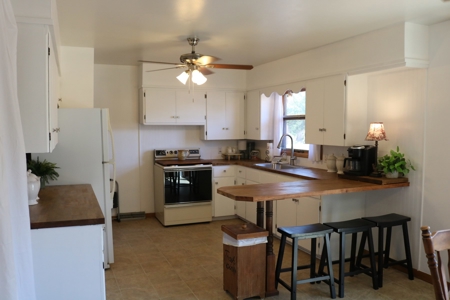 Home For Sale In Coldwater, Ks - image 20
