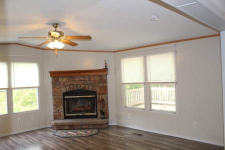 Move-in Ready Home on secluded County Road Oakland, Arkansas - image 11