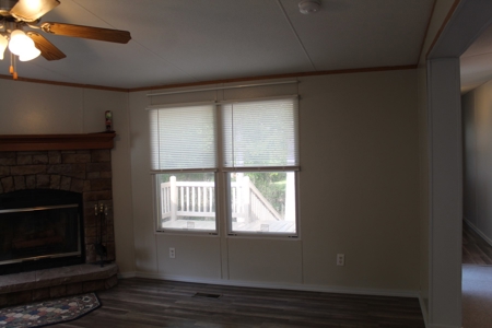 Move-in Ready Home on secluded County Road Oakland, Arkansas - image 13