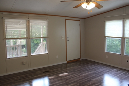 Move-in Ready Home on secluded County Road Oakland, Arkansas - image 39