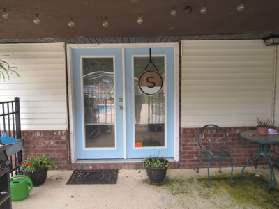 Country Home on 65 acres, pool, ponds! - image 17