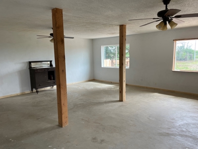 For sale country home with acreage located in central NM. - image 22