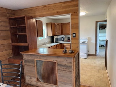For sale country home with acreage located in central NM. - image 23