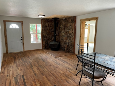 For sale country home with acreage located in central NM. - image 18