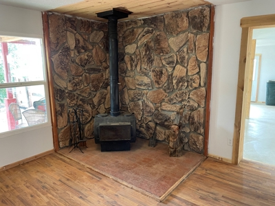 For sale country home with acreage located in central NM. - image 37
