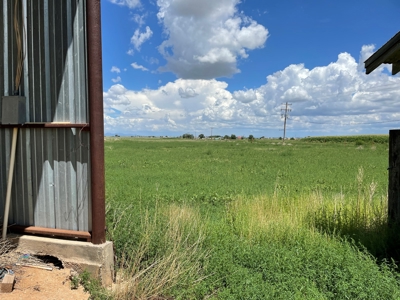 For sale country home with acreage located in central NM. - image 14