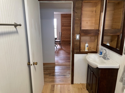 For sale country home with acreage located in central NM. - image 30