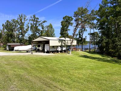 Lake Front Property Toledo Bend - image 8