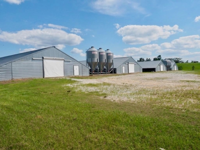 Poultry Farm 8 House Broiler 78 Acres Central Mississippi - image 1