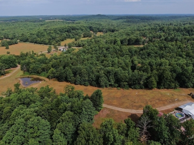 Ozarks Hunting Oasis For Sale in Willow Springs, MO - image 3