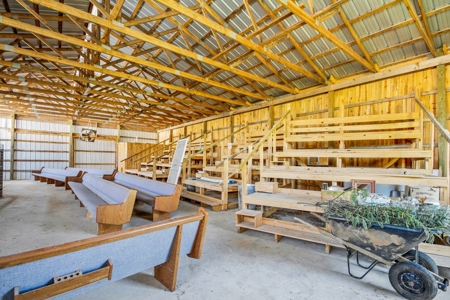 60 Acre South Central Missouri Farm With Auction Barn - image 6