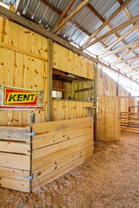 60 Acre South Central Missouri Farm With Auction Barn - image 21