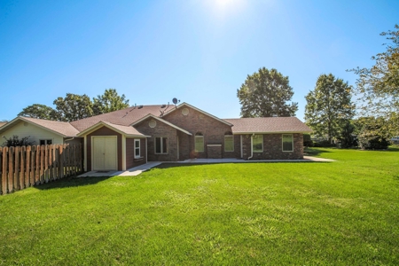Rare Find Patio Home In West Plains, Mo - image 25