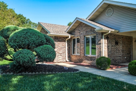 Rare Find Patio Home In West Plains, Mo - image 23