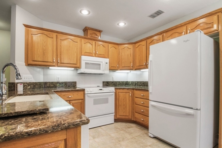 Rare Find Patio Home In West Plains, Mo - image 6