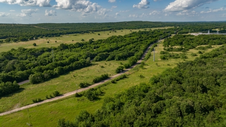 21 Acres For Sale Pittsburg County Off Of Hwy 69 - image 4