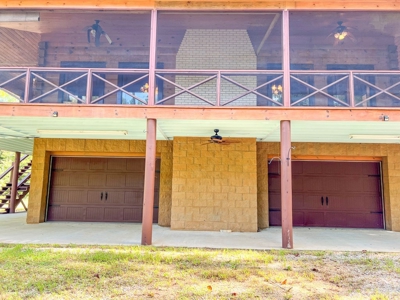 3 Bed/2.5 Bath Lodge for Sale on Creek in Amite County, MS - image 18