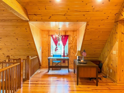 3 Bed/2.5 Bath Lodge for Sale on Creek in Amite County, MS - image 33
