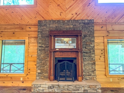 3 Bed/2.5 Bath Lodge for Sale on Creek in Amite County, MS - image 24