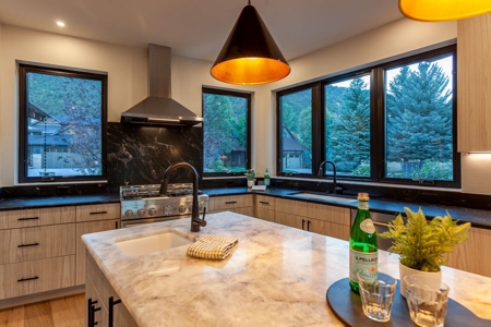 Luxury Living in Colorado Mountain Area - image 14