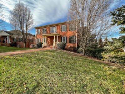 Large Family Home for Sale in Blacksburg VA - image 3