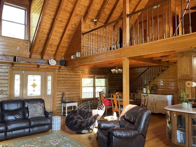 3 BR Log Home with 54.59 Acres - image 11