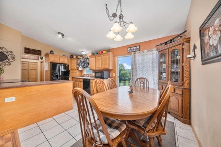 Outdoor Paradise! Just shy of 10 acres with lake frontage - image 9