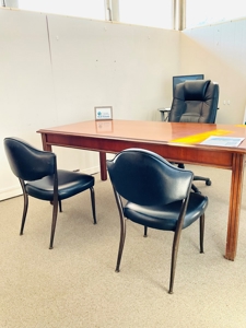 Large Office FOR SALE - image 5