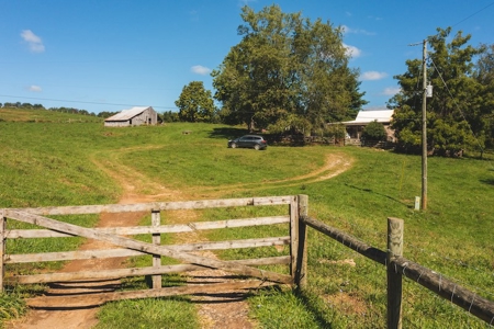 Mini Farm for Sale in Floyd VA! - image 1