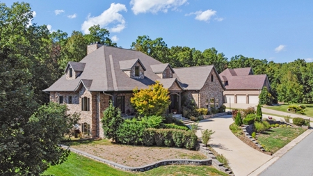 Country Club Luxury Home For Sale In South Central Missouri - image 45