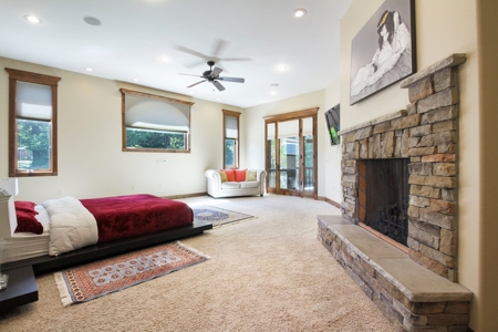 Country Club Luxury Home For Sale In South Central Missouri - image 15