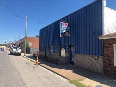 Multi Use Building, Saint Joseph, MO - image 1