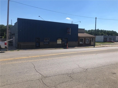 Multi Use Building, Saint Joseph, MO - image 3