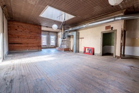 Historical Commercial Building For Sale Texas - image 16