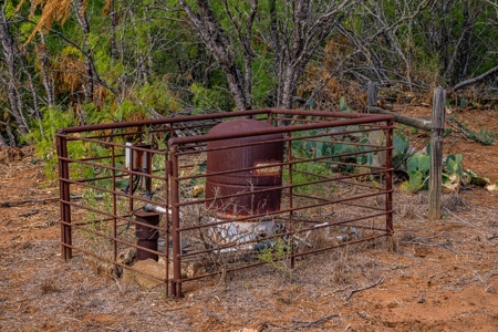 110+/- AC Hunting & Cattle Ranch Just South of San Antonio! - image 23