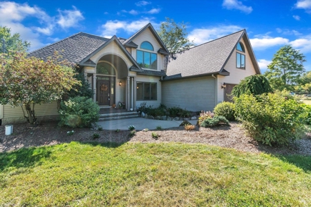 Fine country home offered in the Gull Lake School District - image 4