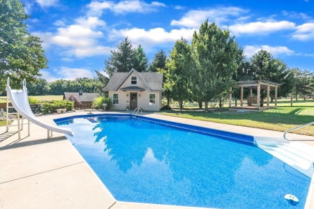 Fine country home offered in the Gull Lake School District - image 41